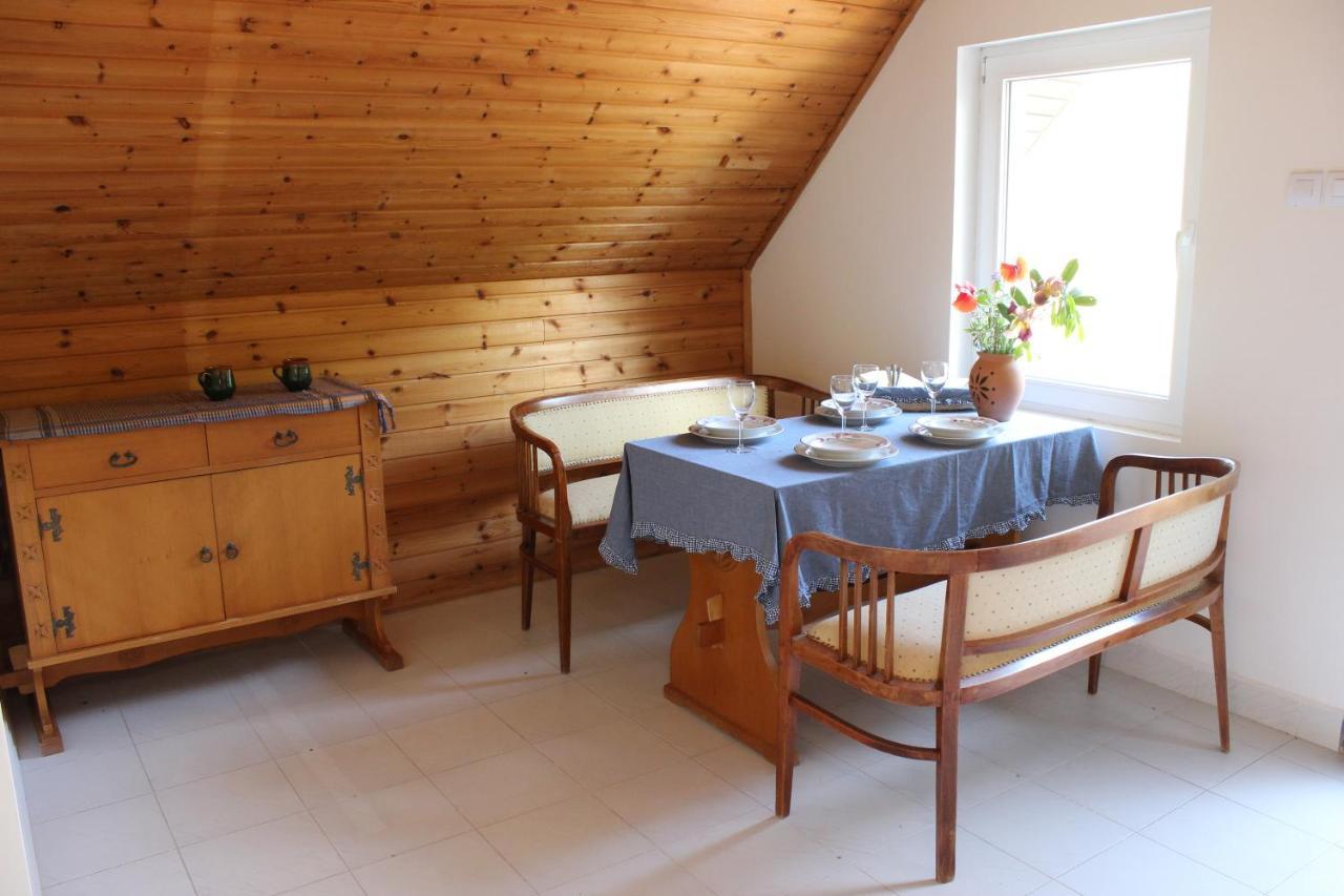 Napsugar Vendeghaz Villa Badacsonytördemic Buitenkant foto
